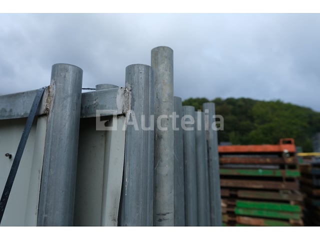16 Solide constructiebarrières – foto 4 – kavel bij Auctelia, Chaudfontaine
