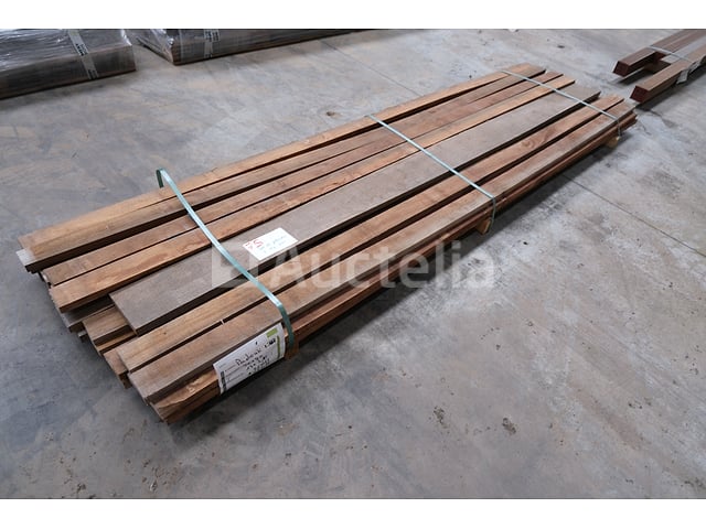 17 Raw paddouk boards – kavel bij Auctelia, Liège