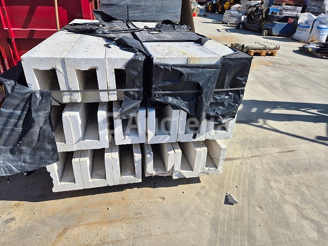 18 Ytong U-lintels – foto 3 – kavel bij Auctelia, Walcourt