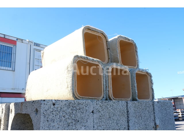 19 Enkele betonnen bushels – foto 3 – kavel bij Auctelia, Paliseul