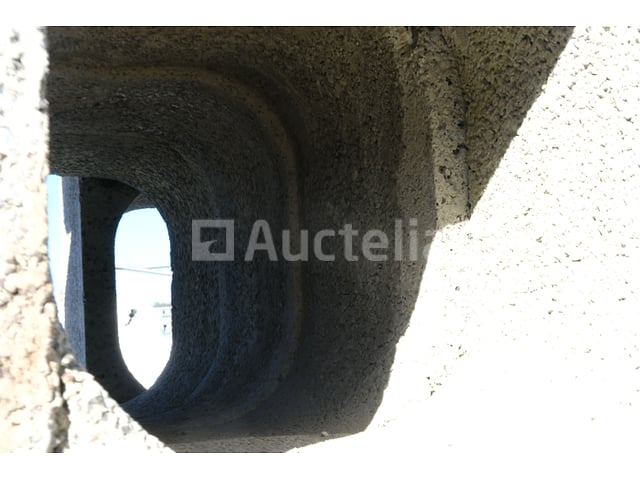 19 Enkele betonnen bushels – foto 2 – kavel bij Auctelia, Paliseul