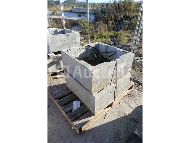 2 betonnen inspectiekamers 72x72x30 – foto 2 – kavel bij Auctelia, Paliseul