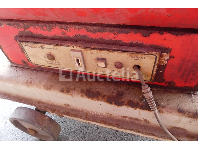2 Deckers olie-hittekanonnen – foto 9 – kavel bij Auctelia, Fauvillers