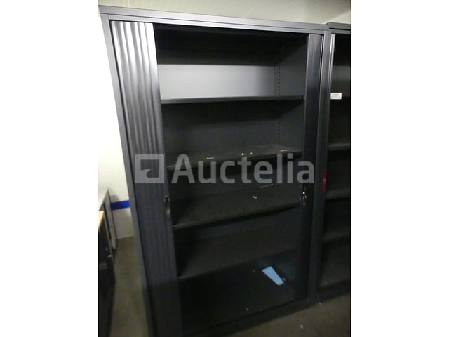 2 Gesloten garderobes – foto 5 – kavel bij Auctelia, Saint-Gilles