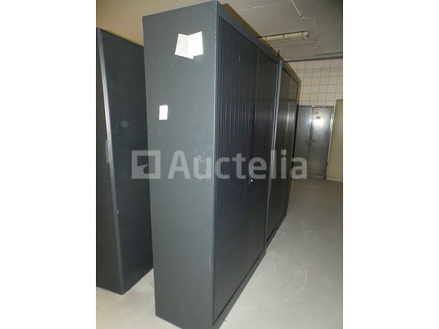 2 Gesloten garderobes – foto 4 – kavel bij Auctelia, Saint-Gilles