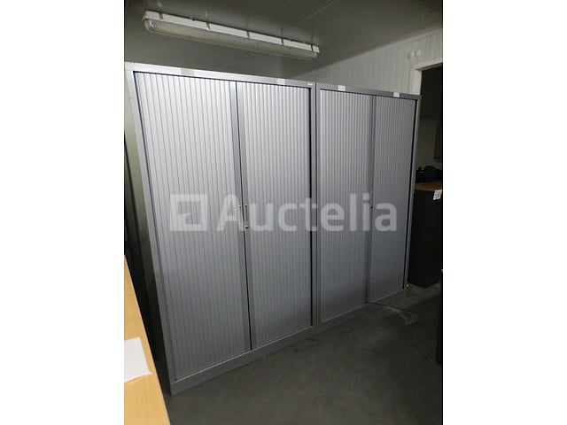 2 Gesloten garderobes – foto 4 – kavel bij Auctelia, Saint-Gilles