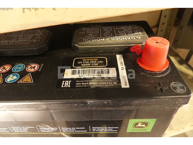 2 John Deere StrongBox-batterijen – foto 6 – kavel bij Auctelia, Binche