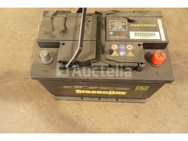 2 John Deere StrongBox-batterijen – foto 4 – kavel bij Auctelia, Binche