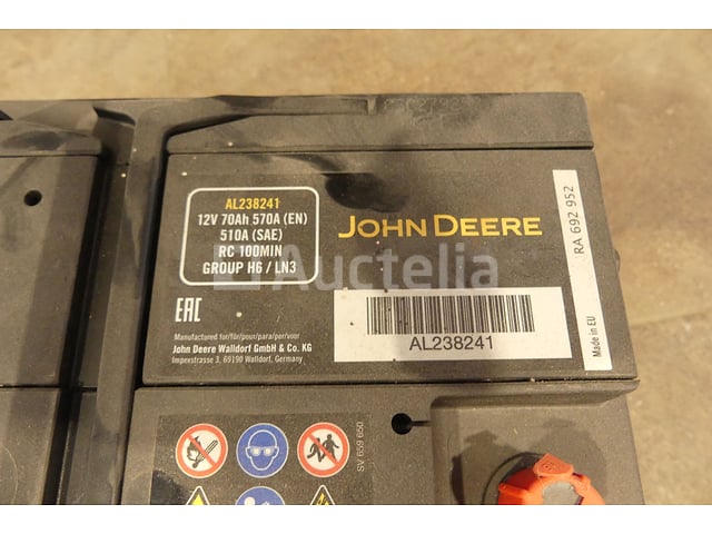 2 John Deere StrongBox-batterijen – foto 3 – kavel bij Auctelia, Binche