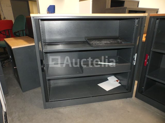 2 Lage kasten met luiken – foto 2 – kavel bij Auctelia, Saint-Gilles