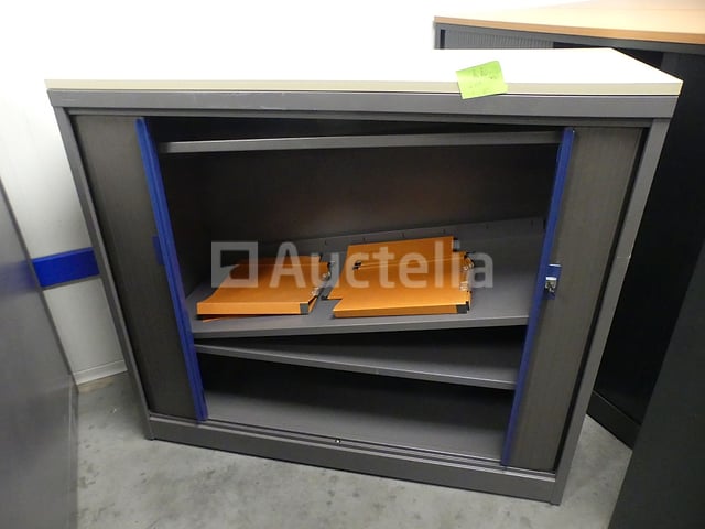 2 Lage kasten met luiken – foto 2 – kavel bij Auctelia, Saint-Gilles