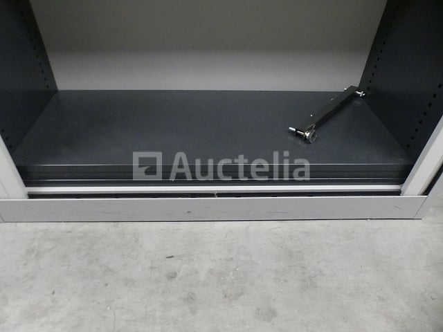2 Lage kasten met luiken – foto 4 – kavel bij Auctelia, Saint-Gilles