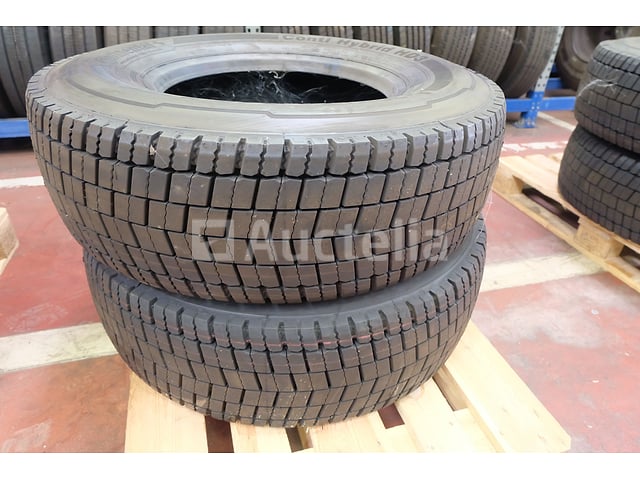 2 Nieuwe banden Continental 305/70 R19.5 – foto 2 – kavel bij Auctelia, Bruxelles