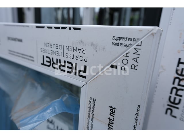 2 PVC chassis – foto 3 – kavel bij Auctelia, Paliseul