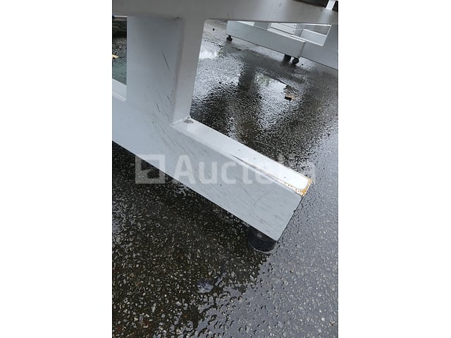 2 rekken met 4 wachtstoelen – foto 6 – kavel bij Auctelia, Merelbeke-Melle