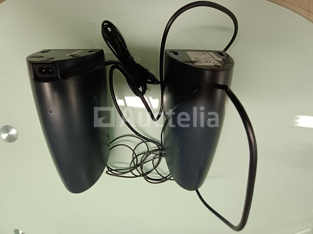 2 staande kasten + 2 computerkasten – foto 6 – kavel bij Auctelia, Anderlecht