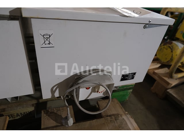 2 Thermoforming Verwarmingsbakken CG-0608 – foto 4 – kavel bij Auctelia, Machelen