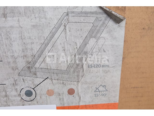 2 Velux dakraamafwerkingen – foto 3 – kavel bij Auctelia, Liège