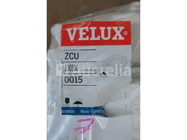 2 Velux dakraamlijsten – foto 3 – kavel bij Auctelia, Liège