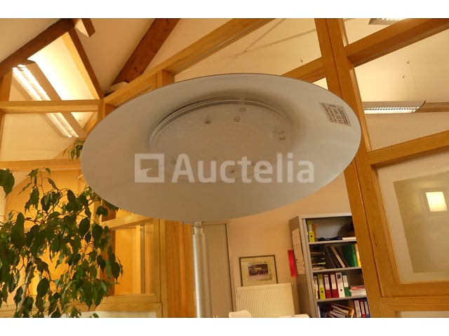 2 Verlichtingsarmaturen – foto 8 – kavel bij Auctelia, Chastre