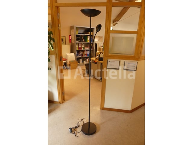 2 Verlichtingsarmaturen – foto 2 – kavel bij Auctelia, Chastre