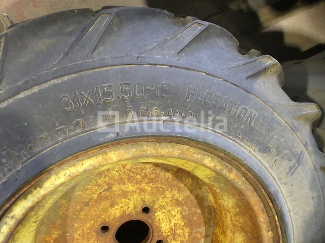 2 wielen voor de Alliance tractor – foto 4 – kavel bij Auctelia, Binche