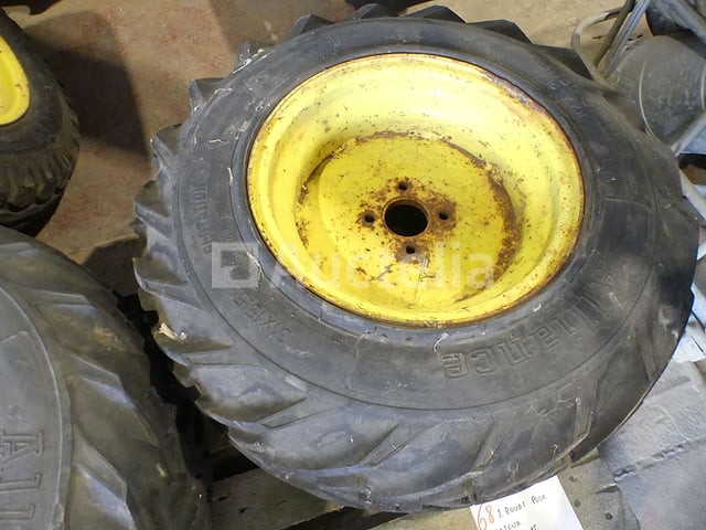 2 wielen voor de Alliance tractor – foto 3 – kavel bij Auctelia, Binche