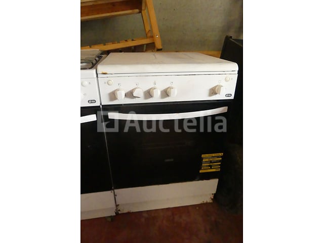 2 Zanussi gasfornuizen – foto 2 – kavel bij Auctelia, Courcelles