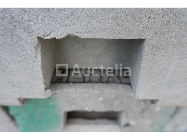 20 composietbases voor Heras-constructiebarrières – foto 4 – kavel bij Auctelia, Machelen