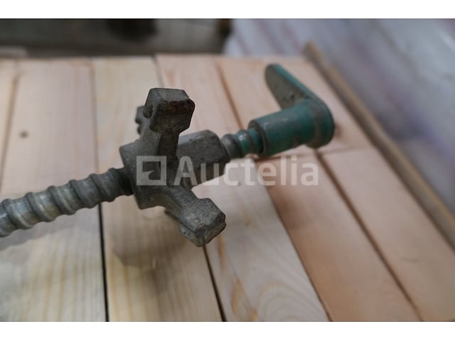 200 Bekistingsbevestigingen – foto 4 – kavel bij Auctelia, Chaudfontaine