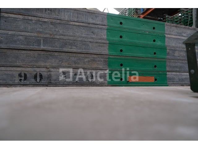 21 bekistingspanelen 270X90 Framax – foto 7 – kavel bij Auctelia, Machelen