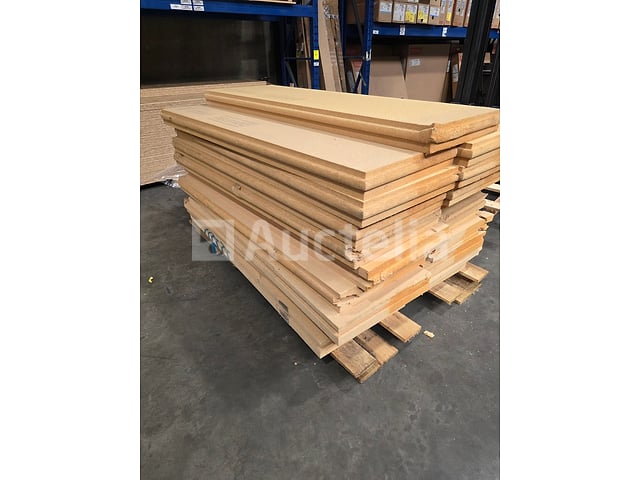 Auctelia: Gereedschap, chassis – veiling bij Auctelia