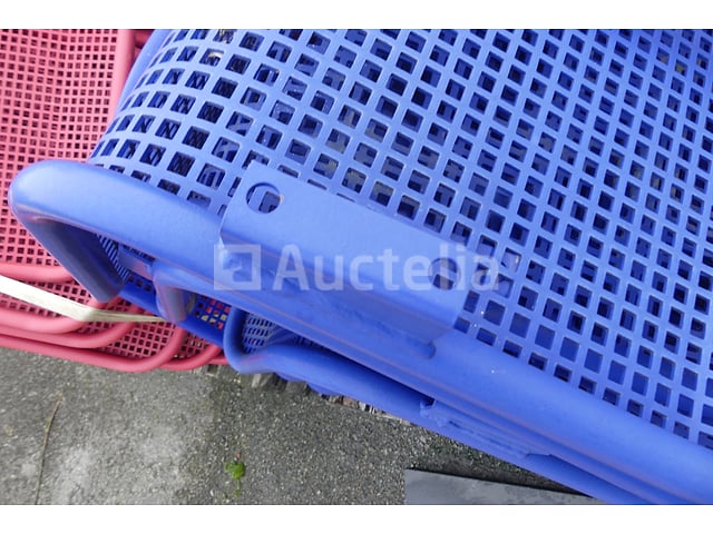 24 metalen stoelen voor wachtstoel – foto 5 – kavel bij Auctelia, Merelbeke-Melle