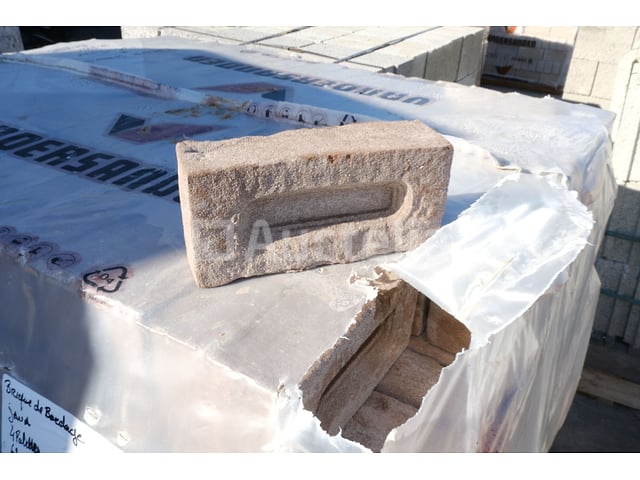 2480 Vandersanden Java Bricks – kavel bij Auctelia, Paliseul