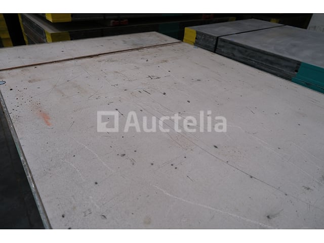 25 bekistingspanelen 270X135 Framax – foto 4 – kavel bij Auctelia, Machelen