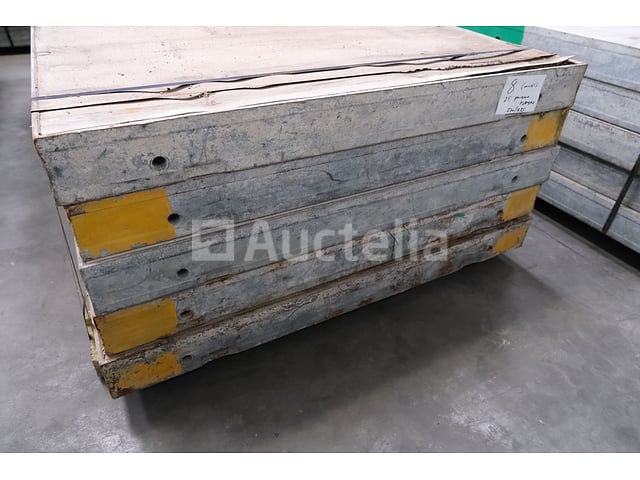25 bekistingspanelen 270X135 Framax – foto 2 – kavel bij Auctelia, Machelen