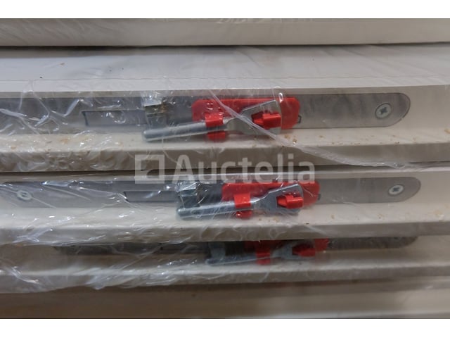 25 binnendeuren & accessoires – foto 3 – kavel bij Auctelia, Paliseul