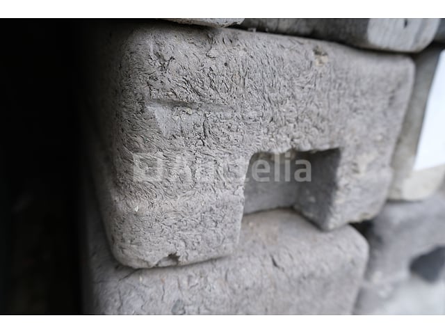 25 composietbases voor Heras-constructiebarrières – foto 4 – kavel bij Auctelia, Machelen