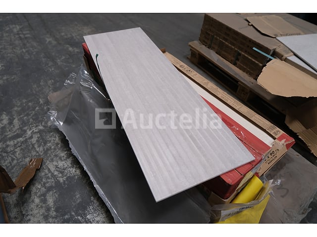 25 tegels 90x30 Grespania – foto 2 – kavel bij Auctelia, Paliseul
