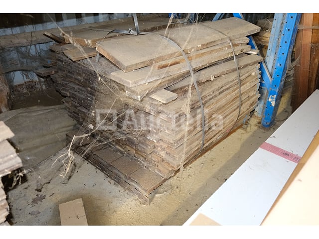 250 Eikenhouten planken – foto 3 – kavel bij Auctelia, Havelange