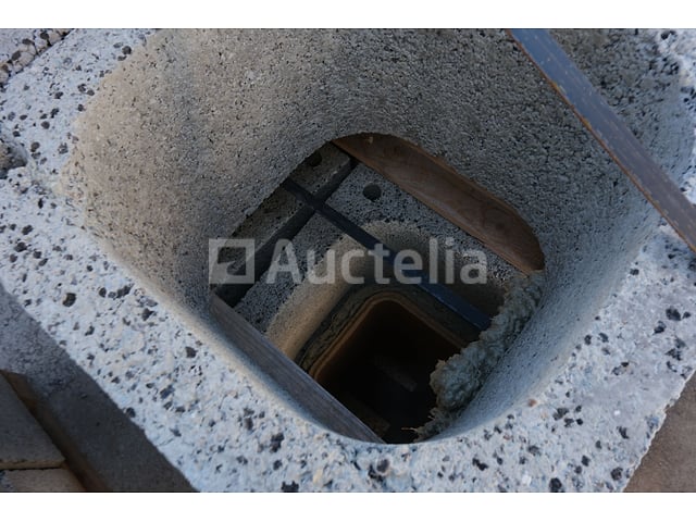 26 Enkele betonnen bushels – foto 3 – kavel bij Auctelia, Paliseul