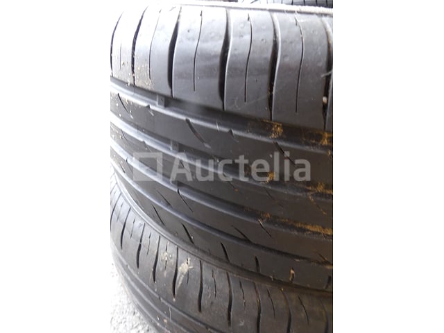 3 Banden – foto 4 – kavel bij Auctelia, Fauvillers