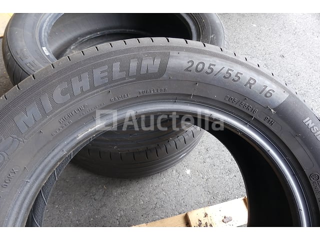 3 Banden – foto 7 – kavel bij Auctelia, Fauvillers