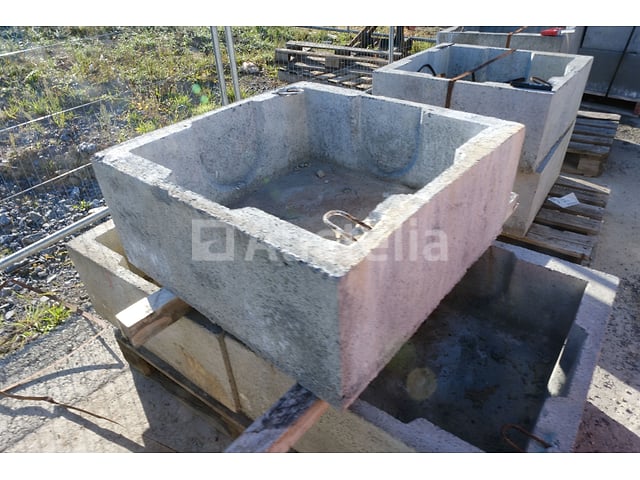 3 betonnen inspectiekamers 72x72x30 – foto 3 – kavel bij Auctelia, Paliseul