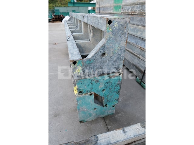 3 Framax 270X30 binnenhoekbehuizingen – foto 2 – kavel bij Auctelia, Machelen
