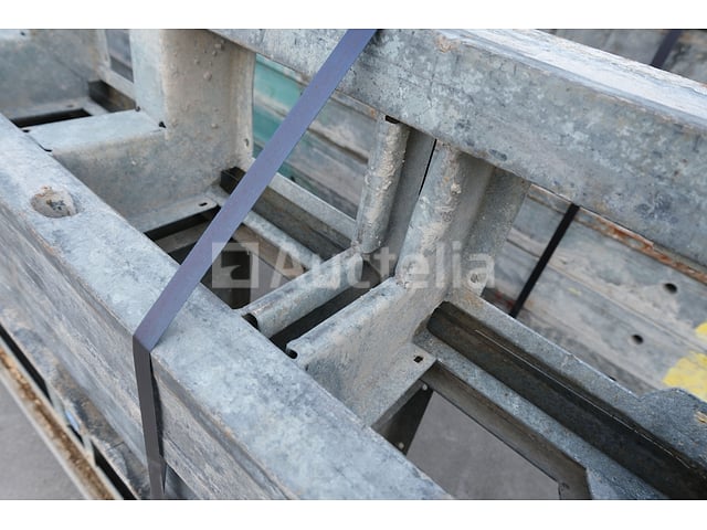 3 Framax 270X30 binnenhoekbehuizingen – foto 3 – kavel bij Auctelia, Machelen