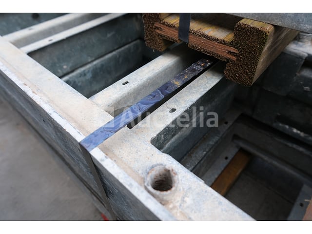 3 Framax-paneelbehuizingen 330X45 – foto 3 – kavel bij Auctelia, Machelen
