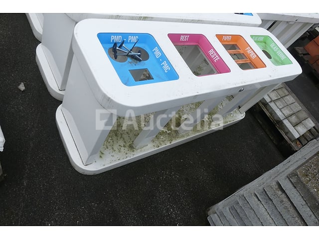 3 metalen houders voor Engels afvalsortering – foto 3 – kavel bij Auctelia, Merelbeke-Melle