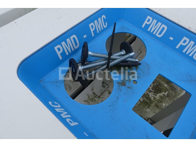 3 metalen houders voor Engels afvalsortering – foto 6 – kavel bij Auctelia, Merelbeke-Melle