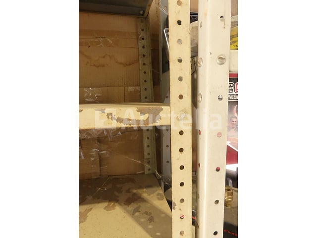 3 metalen planken – foto 8 – kavel bij Auctelia, Binche